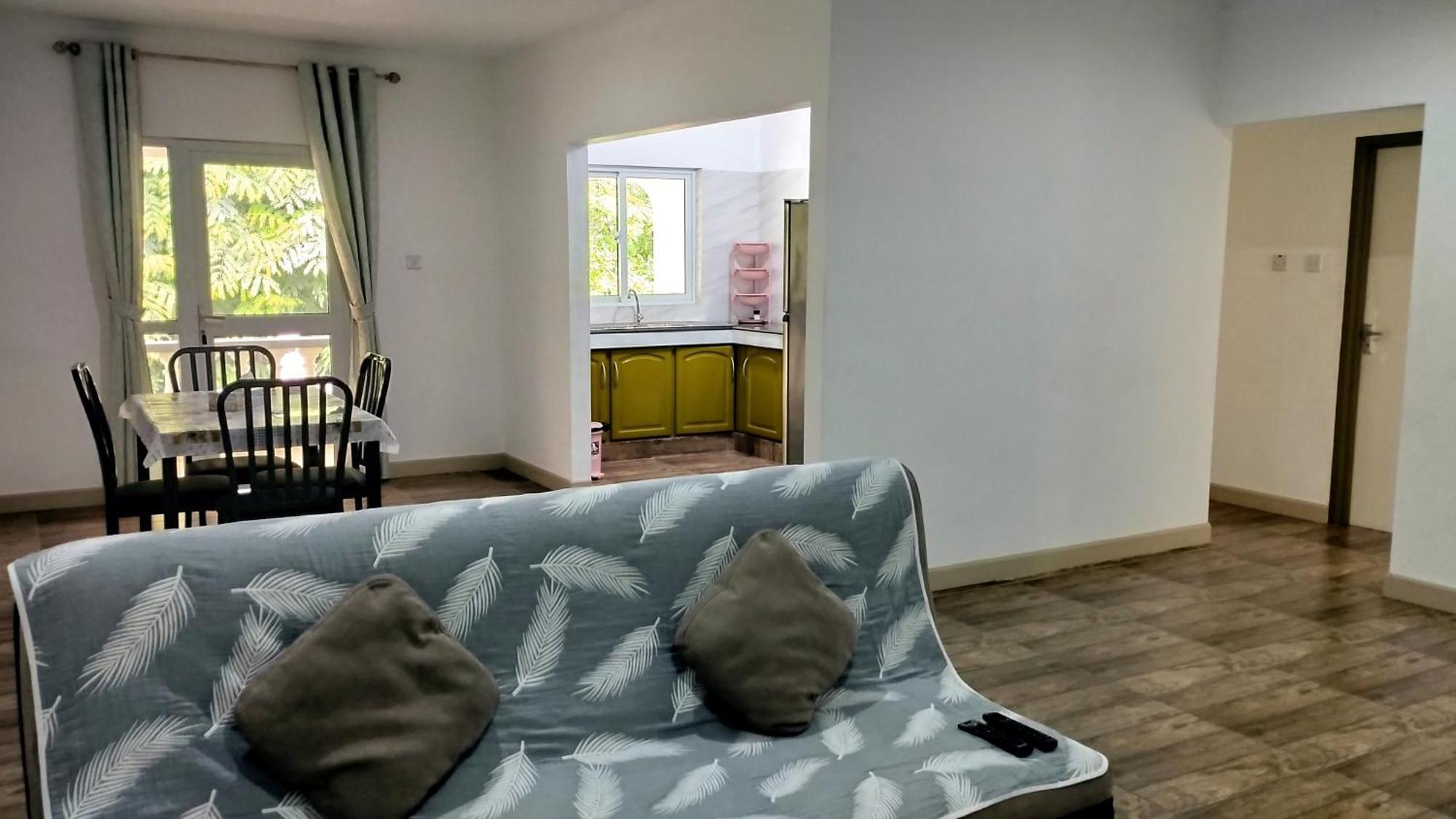 Dovass Self Catering Apartments 타카마카 외부 사진